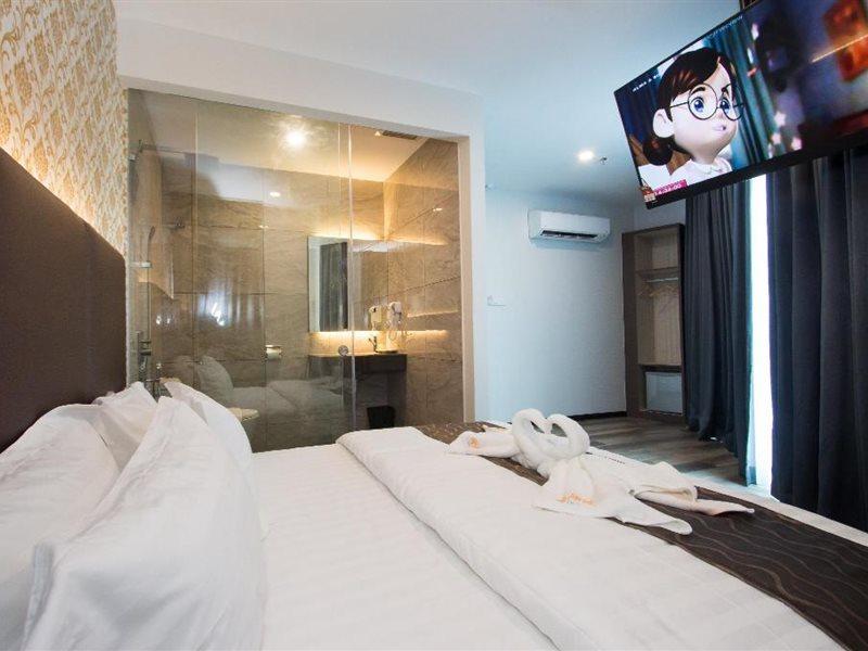 Spring Season Hotel Muar Εξωτερικό φωτογραφία