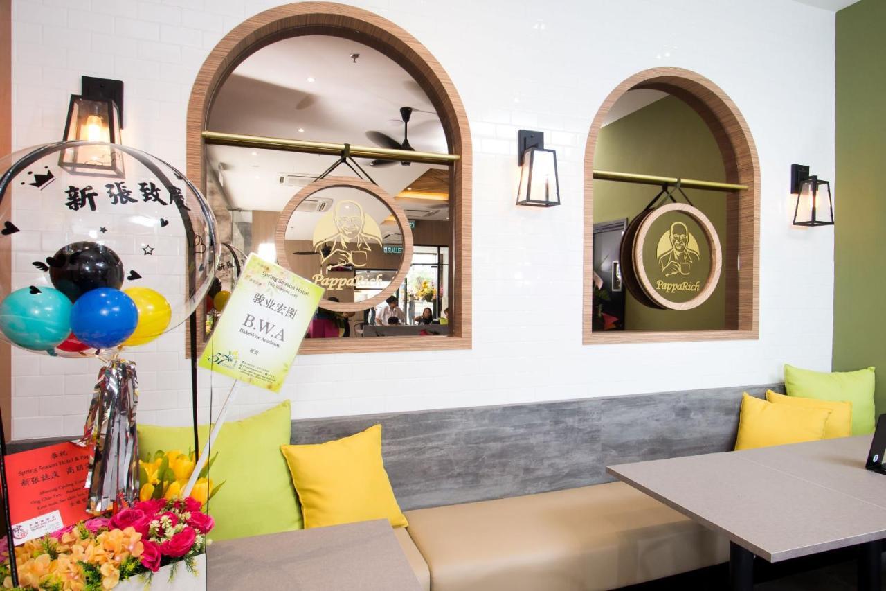 Spring Season Hotel Muar Εξωτερικό φωτογραφία