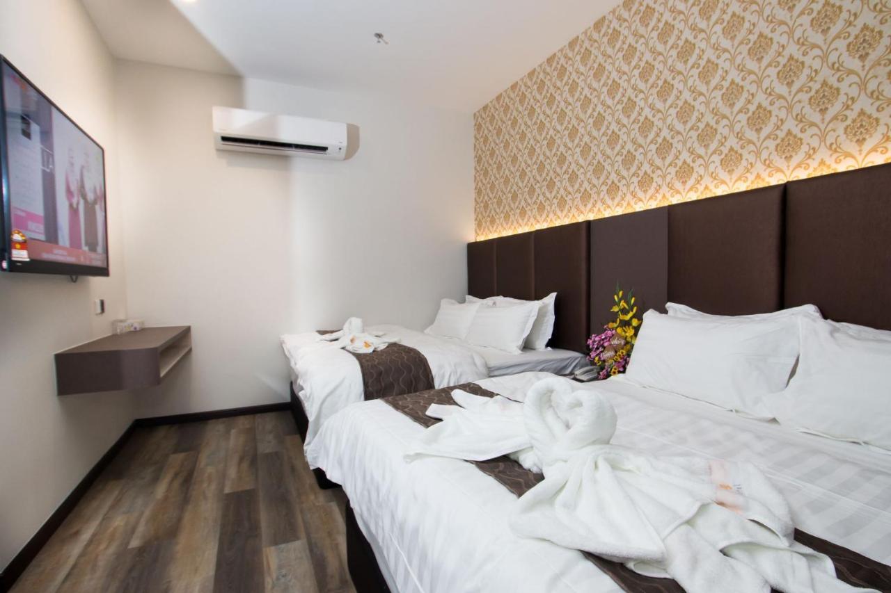 Spring Season Hotel Muar Εξωτερικό φωτογραφία