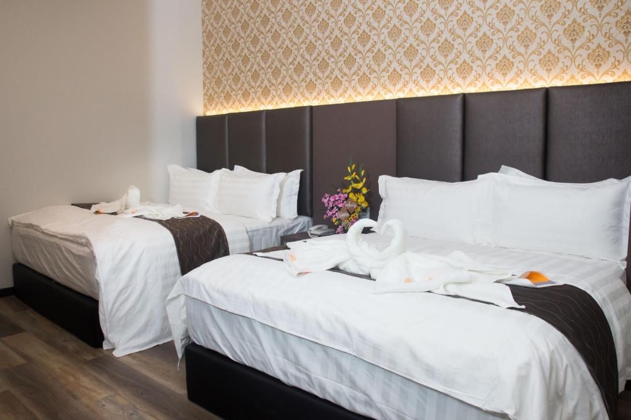 Spring Season Hotel Muar Εξωτερικό φωτογραφία