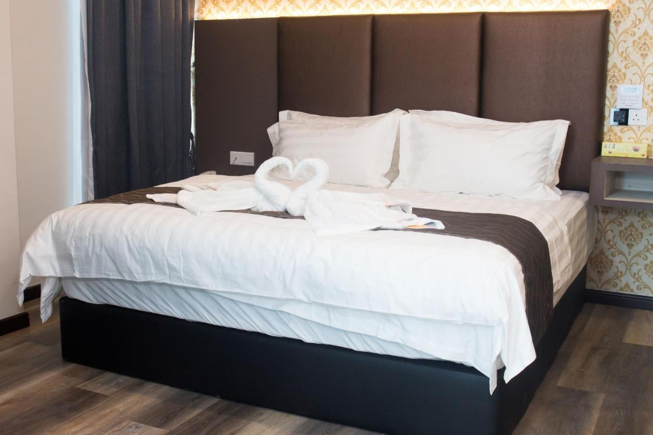 Spring Season Hotel Muar Εξωτερικό φωτογραφία
