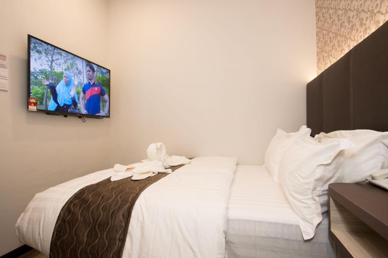 Spring Season Hotel Muar Εξωτερικό φωτογραφία