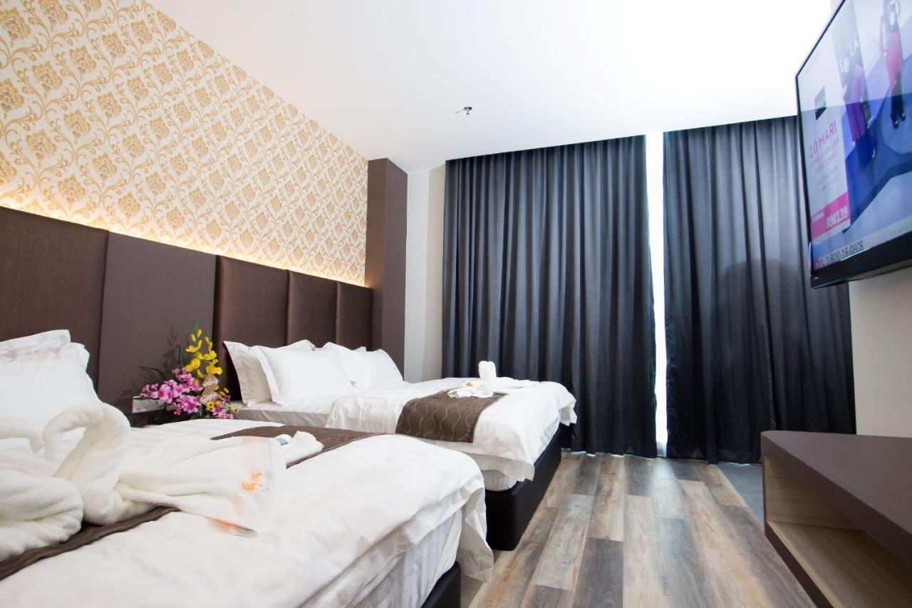 Spring Season Hotel Muar Εξωτερικό φωτογραφία